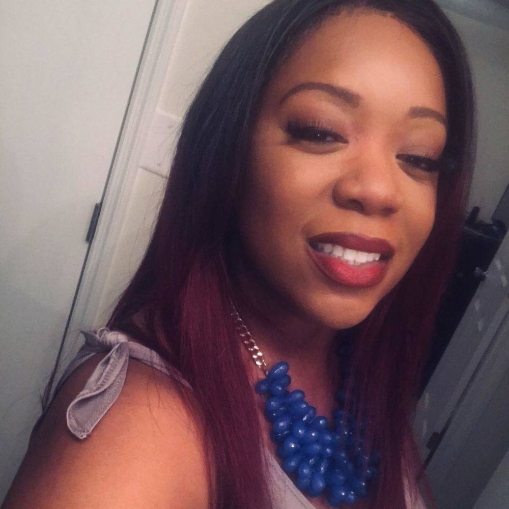 Meet your Posher, Dominique